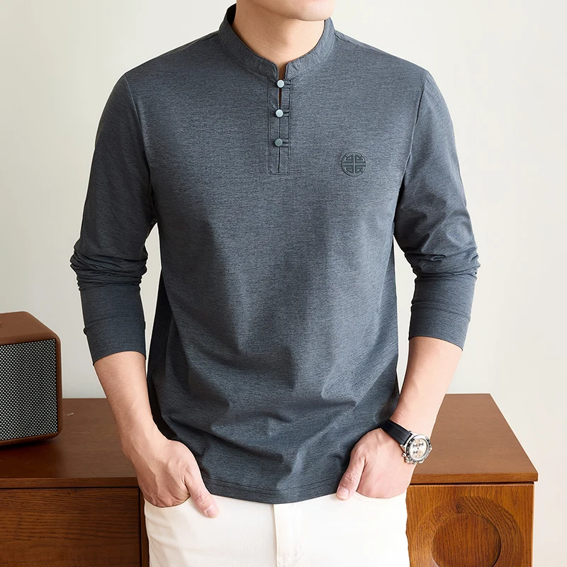 メンズ用、マンダリンカラーの長袖Tシャツ。伝統的なボタンデザ - Embellish Knit のレビューと価格